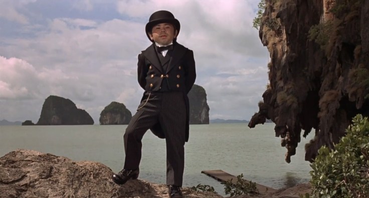 the man with the golden gun image 1